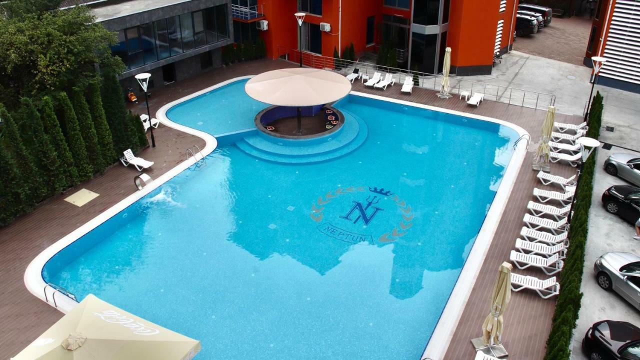Hotel Neptun Kvariati Exteriör bild